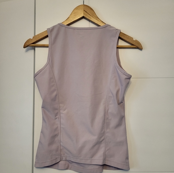 Nike Dry Fit Workout Top - Picture 2 of 3